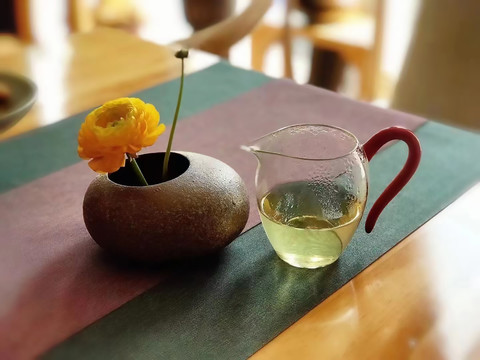茶叶妙用，感冒时饮茶好处多